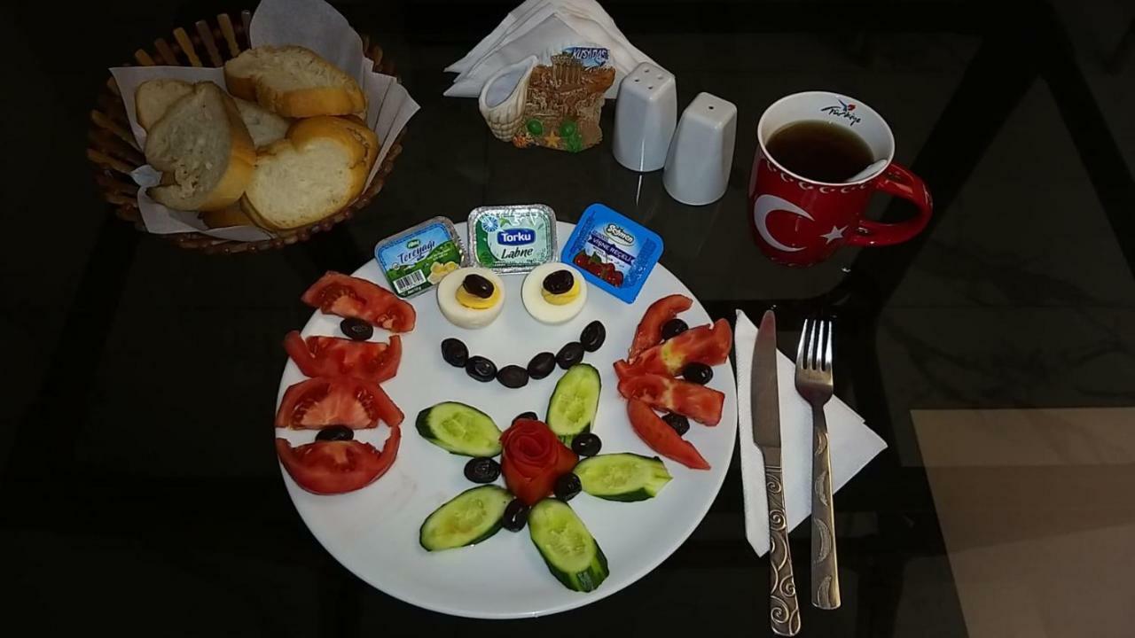Papillonada Hotel 艾登 外观 照片