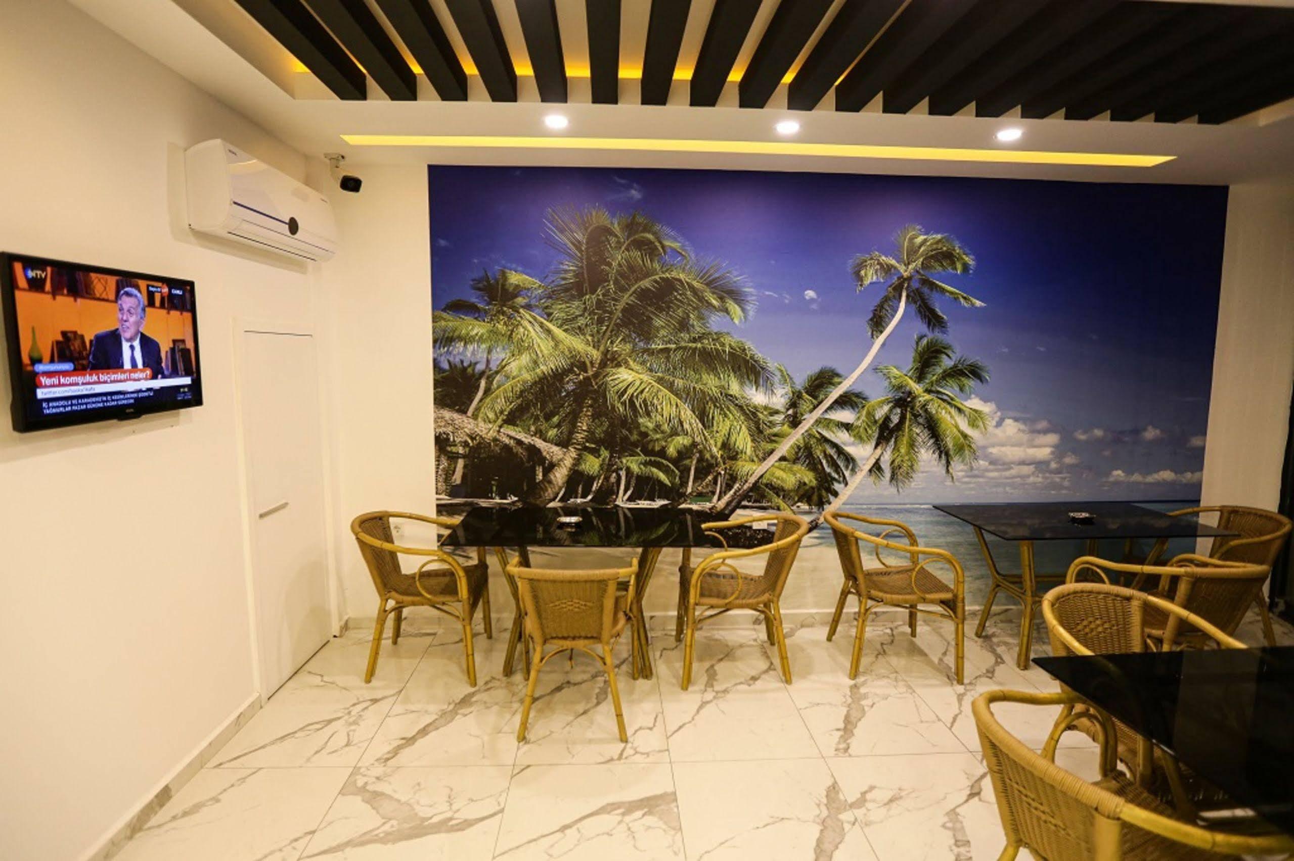 Papillonada Hotel 艾登 外观 照片